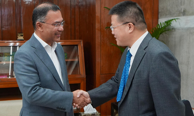 Chinese Ambassador Yao Wen called on Prime Minister Tarique Rahman at Jatiya Sangsad Bhaban office. Photo : PMO