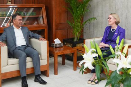 British High Commissioner to Bangladesh Sarah Cooke today met with Prime Minister Tarique Rahman at his office in the Jatiya Sangsad Bhaban. Photo: PMO